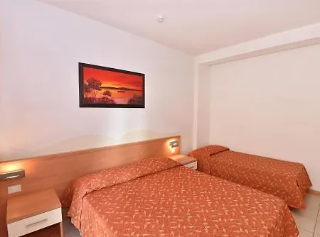 Olga Hotel apartamentowy Caorle