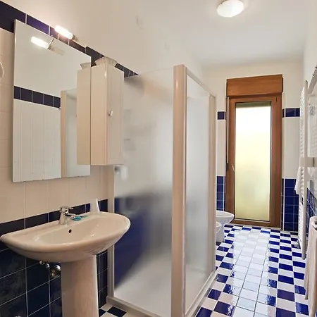 Hotel apartamentowy Olga 2*